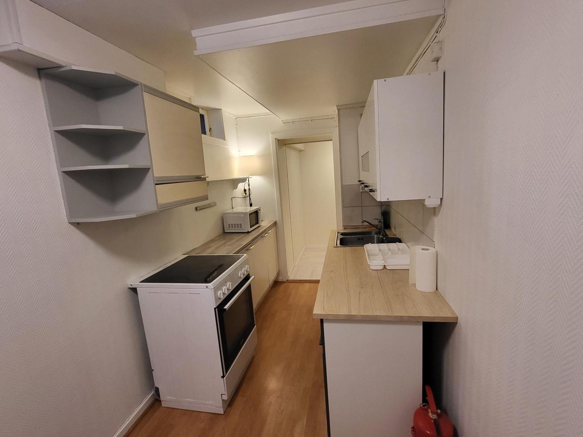 Classic 4 Bedrooms, 9 Guest Apartment In Kjeller Lillestrom - Good Proximity To Oslomet And Lillestrom Train Station Exterior foto