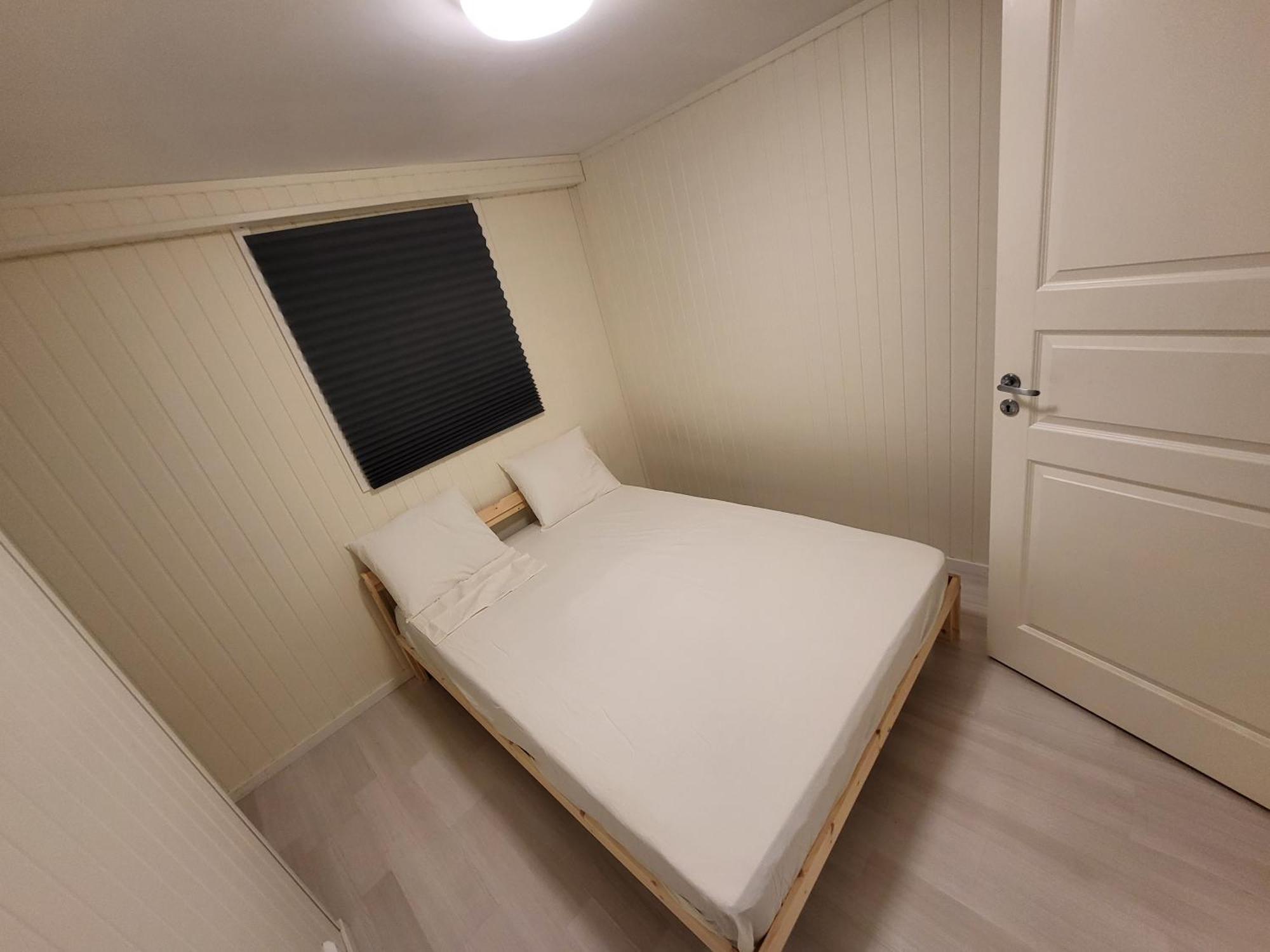 Classic 4 Bedrooms, 9 Guest Apartment In Kjeller Lillestrom - Good Proximity To Oslomet And Lillestrom Train Station Exterior foto