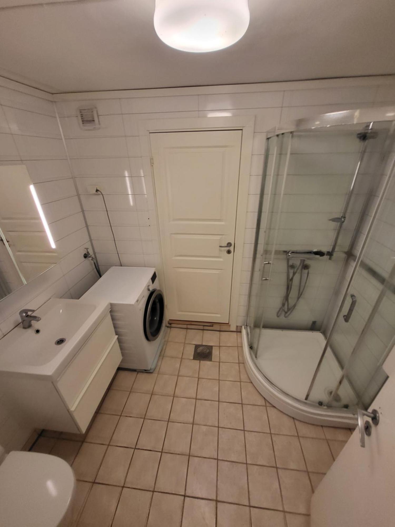 Classic 4 Bedrooms, 9 Guest Apartment In Kjeller Lillestrom - Good Proximity To Oslomet And Lillestrom Train Station Exterior foto